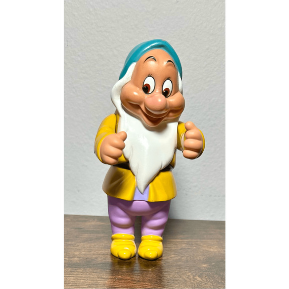 Vintage 1992 Disney Snow White & 7 Dwarfs Bashful Vinyl Figure 6” - Picture 2 of 9